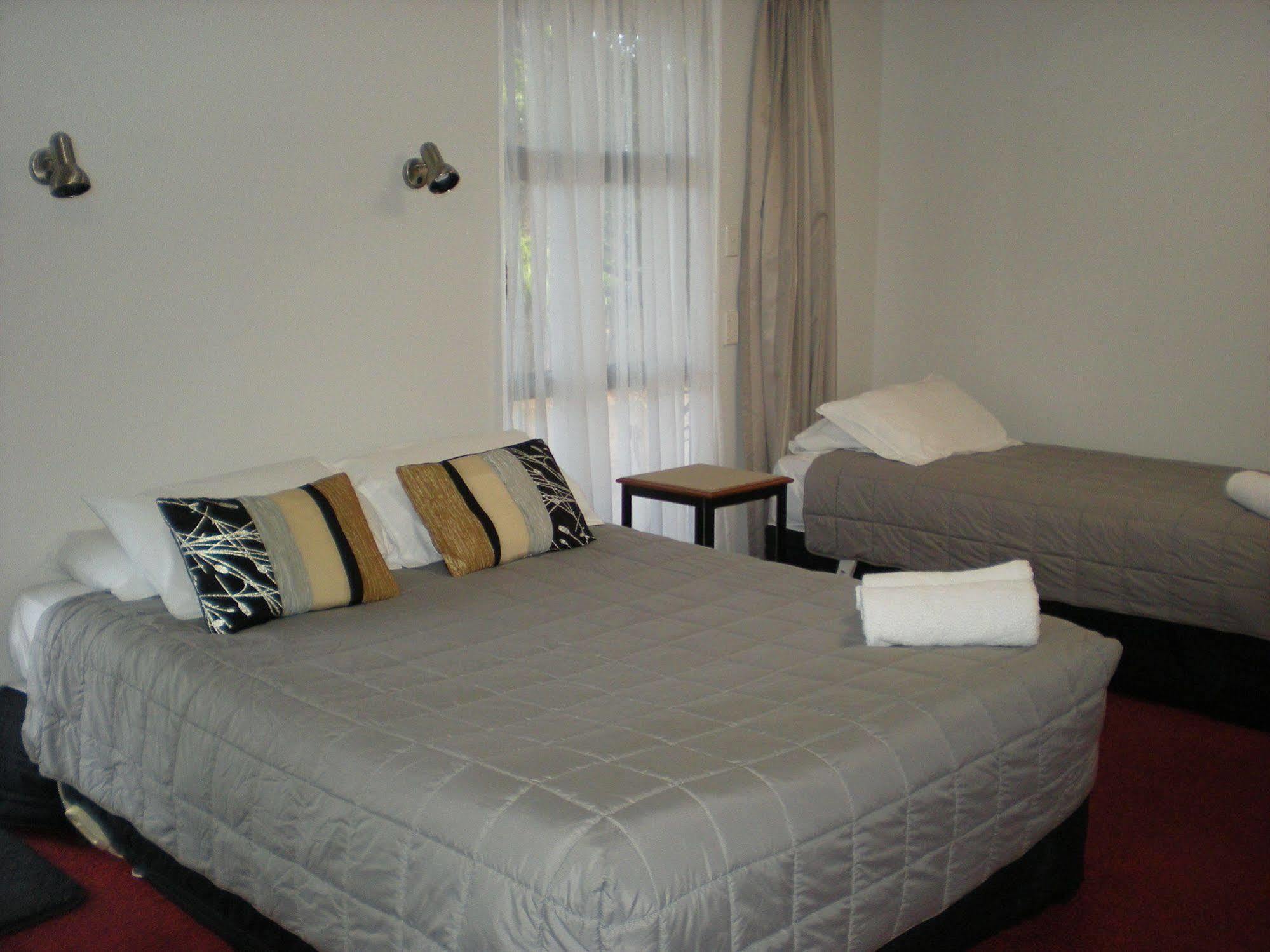 Carrington Motel New Plymouth Exterior foto